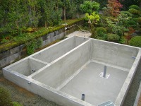 コンクリート水槽 錦鯉,錦鯉池 業者,錦鯉池 施工