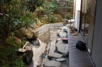 池 リフォーム,池 ブロック積み