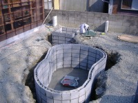 錦鯉池 ブロック積み,庭池 施工