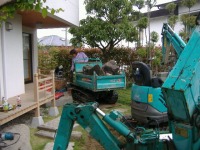 錦鯉池 改修,池 解体