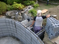 池 リフォーム,錦鯉池 ブロック積み