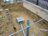 コンクリート池 錦鯉,池作り 業者,低水配管 錦鯉