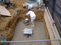 コンクリート池 錦鯉,池作り 業者,低水配管 錦鯉