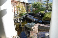 庭池 防水工事,庭池 FRP防水,池 水漏れ