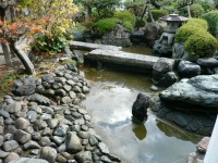 池 高圧水洗い,庭池 清掃