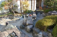 庭池 防水工事,庭池 FRP防水,池 水漏れ