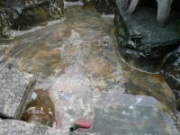 庭池 防水工事,庭池 FRP防水,池 水漏れ