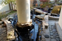 庭池 防水工事,庭池 FRP防水,池 水漏れ