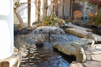 庭池 防水工事,庭池 FRP防水,池 水漏れ