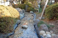 庭池 防水工事,庭池 FRP防水,池 水漏れ