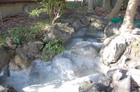 庭池 防水工事,庭池 FRP防水,池 水漏れ