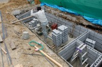 錦鯉 洋風池,洋風池 施工,錦鯉池 ブロック積み