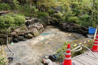 庭池 防水工事,庭池 FRP防水,池 高圧水洗い